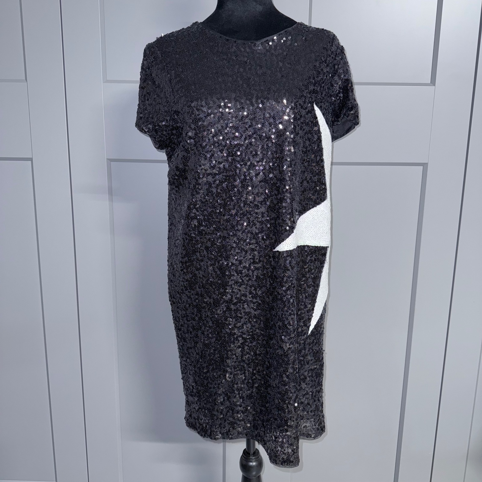 Aidan Mattox Cocktail Black Sequin White Star Shift Dress Cap Sleeve Womens L